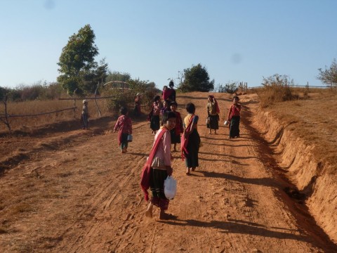 Retour de l ecole, avec gamelle et cartable